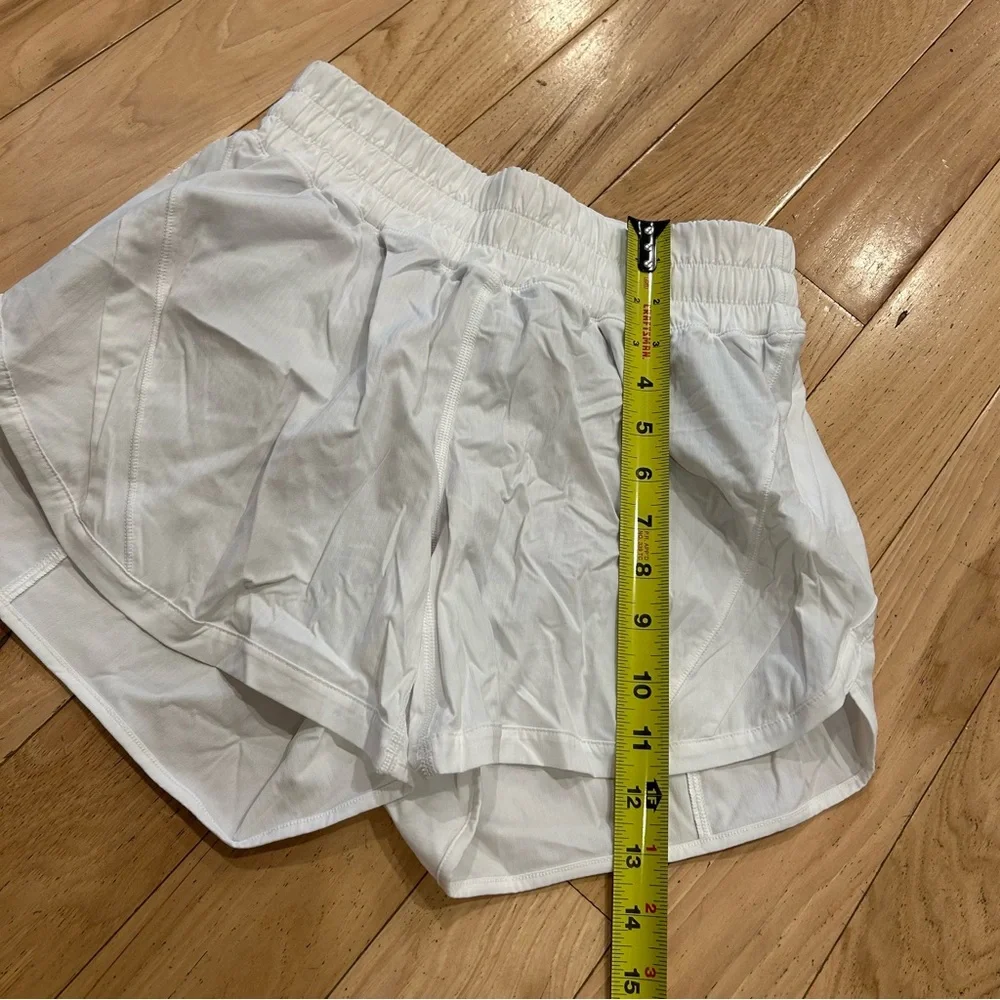 Lululemon Track That High Rise White Athletic Shorts with Liner - Women’s Size 6 - Picture 6 of 7